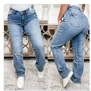 Judy Blue mid rise Dad Jeans